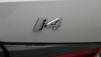 BMW i4 EDRIVE40 M SPORT
