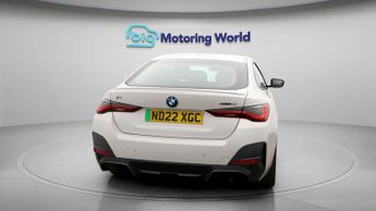 BMW i4 EDRIVE40 M SPORT