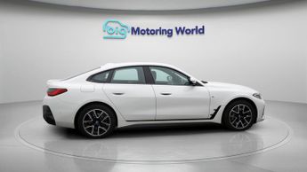BMW i4 EDRIVE40 M SPORT