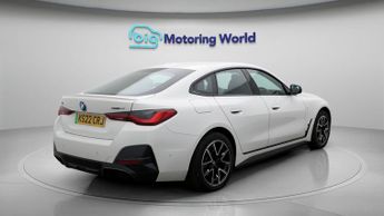 BMW i4 EDRIVE40 M SPORT