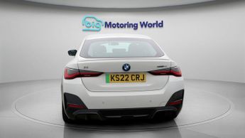 BMW i4 EDRIVE40 M SPORT