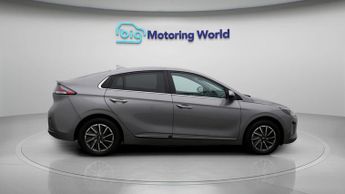 Hyundai IONIQ PREMIUM SE