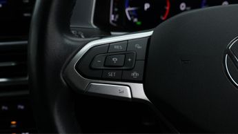 Volkswagen T-Roc STYLE TSI DSG