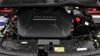 Peugeot E-208 GT PREMIUM