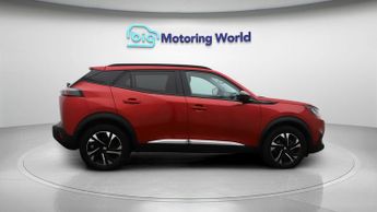 Peugeot E-2008 ALLURE PREMIUM
