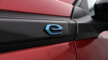 Peugeot E-2008 ALLURE PREMIUM