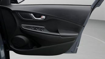Hyundai KONA PREMIUM