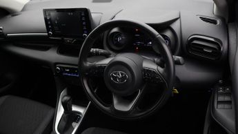 Toyota Yaris DESIGN