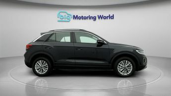 Volkswagen T-Roc LIFE TSI DSG