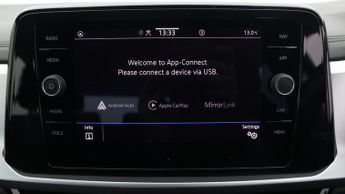 Volkswagen T-Roc LIFE TSI DSG