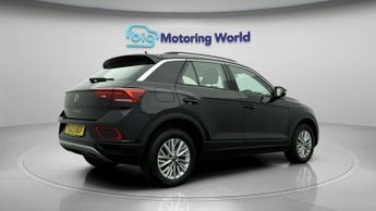 Volkswagen T-Roc LIFE TSI DSG