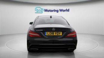 Mercedes-Benz CLA CLA 180 AMG LINE