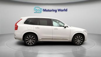 Volvo XC90 B5 INSCRIPTION AWD