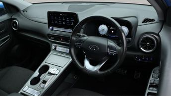 Hyundai KONA PREMIUM