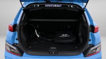 Hyundai KONA PREMIUM