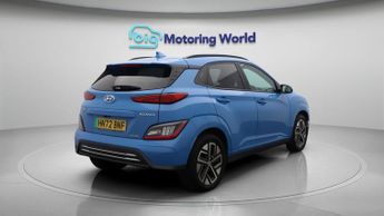 Hyundai KONA PREMIUM