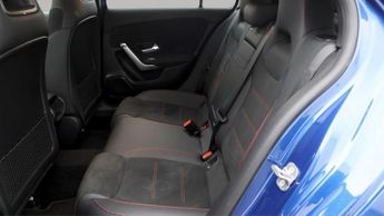 Mercedes-Benz A Class A 180 AMG LINE EXECUTIVE