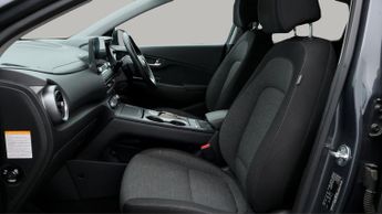 Hyundai KONA PREMIUM