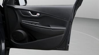 Hyundai KONA PREMIUM