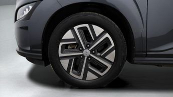 Hyundai KONA PREMIUM
