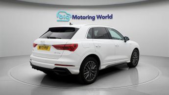 Audi Q3 TFSI S LINE