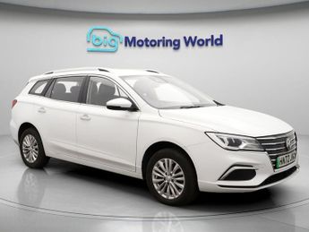 MG MG5 EXCLUSIVE
