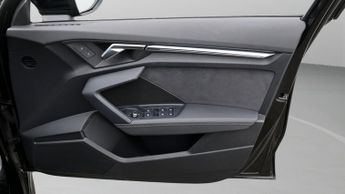 Audi A3 TFSI S LINE EDITION 1