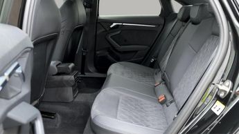 Audi A3 TFSI S LINE EDITION 1