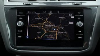 Volkswagen Tiguan LIFE TSI DSG