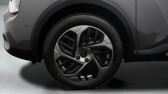 Citroen C4 PURETECH SHINE PLUS S/S EAT8