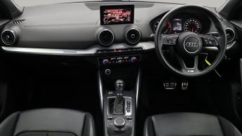 Audi Q2 TFSI S LINE