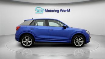 Audi Q2 TFSI S LINE