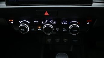 Honda Jazz I-MMD EX