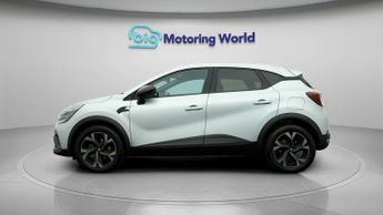 Renault Captur E-TECH ENGINEERED
