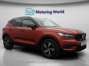 Volvo XC40 D4 R-DESIGN AWD