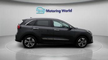 Kia Niro 4 PLUS