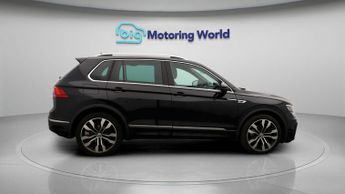 Volkswagen Tiguan R-LINE TECH TSI 4MOTION DSG