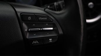 Hyundai KONA PREMIUM
