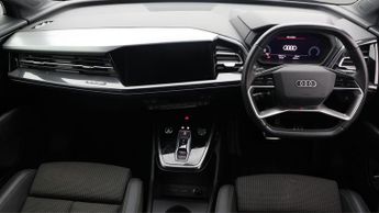 Audi Q4 e-tron S LINE