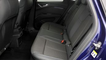 Audi Q4 e-tron S LINE