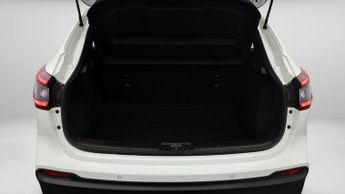 Nissan Qashqai DIG-T ACENTA PREMIUM DCT