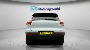 Volvo XC40 RECHARGE T4 R-DESIGN