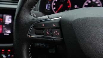 SEAT Arona TSI XCELLENCE LUX DSG