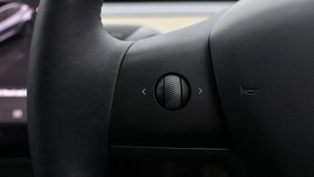 Tesla Model 3 LONG RANGE