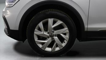 Volkswagen Tiguan LIFE TSI DSG