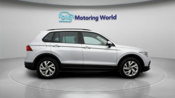 Volkswagen Tiguan LIFE TSI DSG
