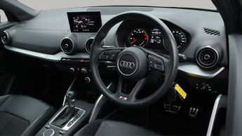 Audi Q2 TFSI S LINE
