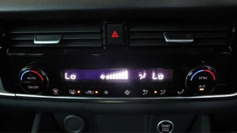 Nissan Qashqai DIG-T ACENTA PREMIUM DCT