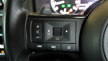 Nissan Qashqai DIG-T ACENTA PREMIUM DCT