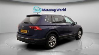 Volkswagen Tiguan Allspace LIFE TSI DSG